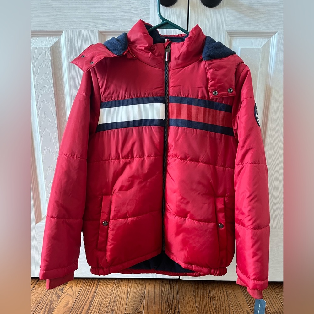 Tommy Hilfiger Boys Red Puffer Jacket size Large 14/16